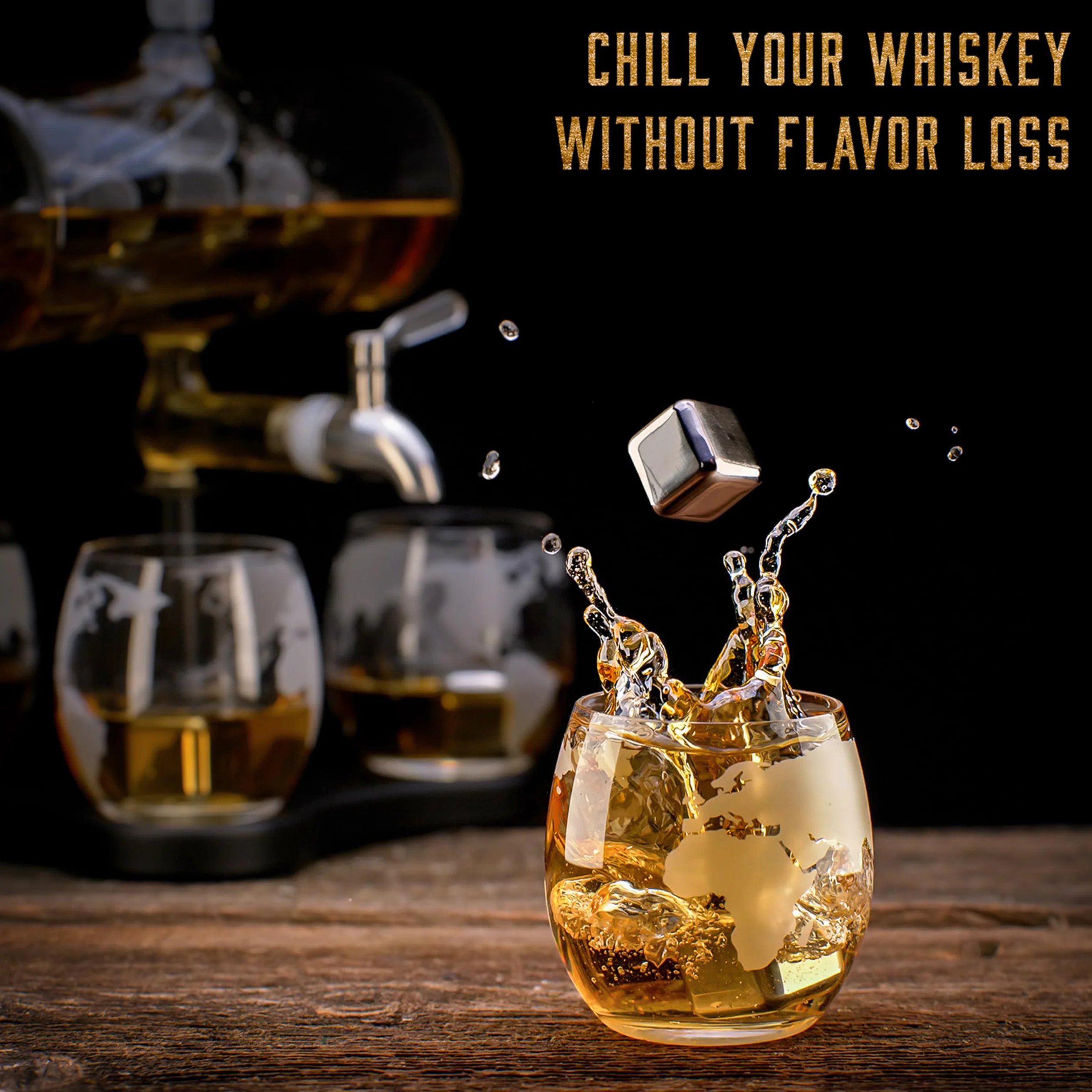 WHISISKEY Zestaw Karafka do Whisky - Zestaw Prezentowy Whiskey - Prezenty dla Mężczyzn - Pomysły na Prezent dla Mężczyzny - Żaglówki Karafka 1100ML, 4 Szklanki do Whisky, 4 Kamienie do Whisky