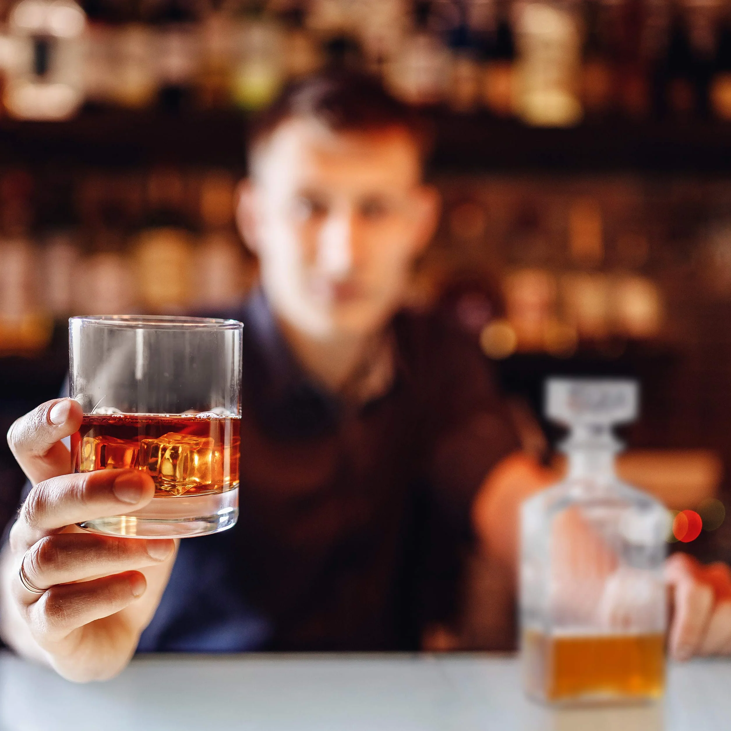 Relaxdays, karafka do whisky, fiolka na whiskey, butelka 900 ml, flakon na alkohol do domowego barku, przezroczysta