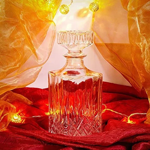 Ideen mit Herz karafka szklana ELEGANCE | Dekanter | 2 sztuki | 9 cm x 9 cm x 23 cm (w tym zamknięcie) | 900 ml | Idealna na whiskey, koniak, likier, karafka do whisky