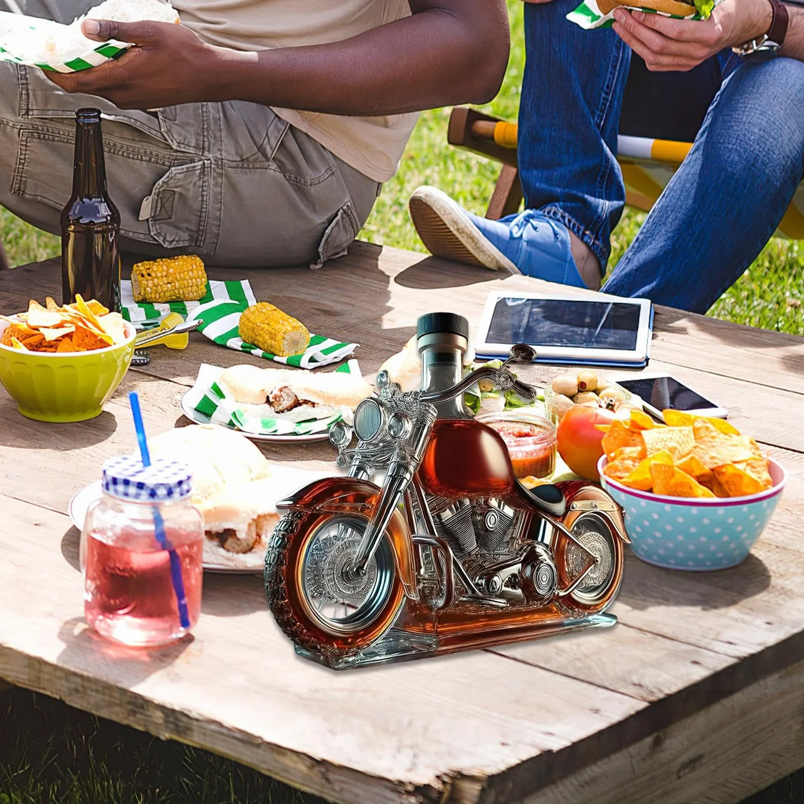 Elegancka karafka do wina, butelka napowietrzająca motocykla, stylowa ekspozycja, szklana konstrukcja w kształcie vintage, akcesoria do serwowania alkoholu, dekoracja kuchni domowej, restauracji, baru